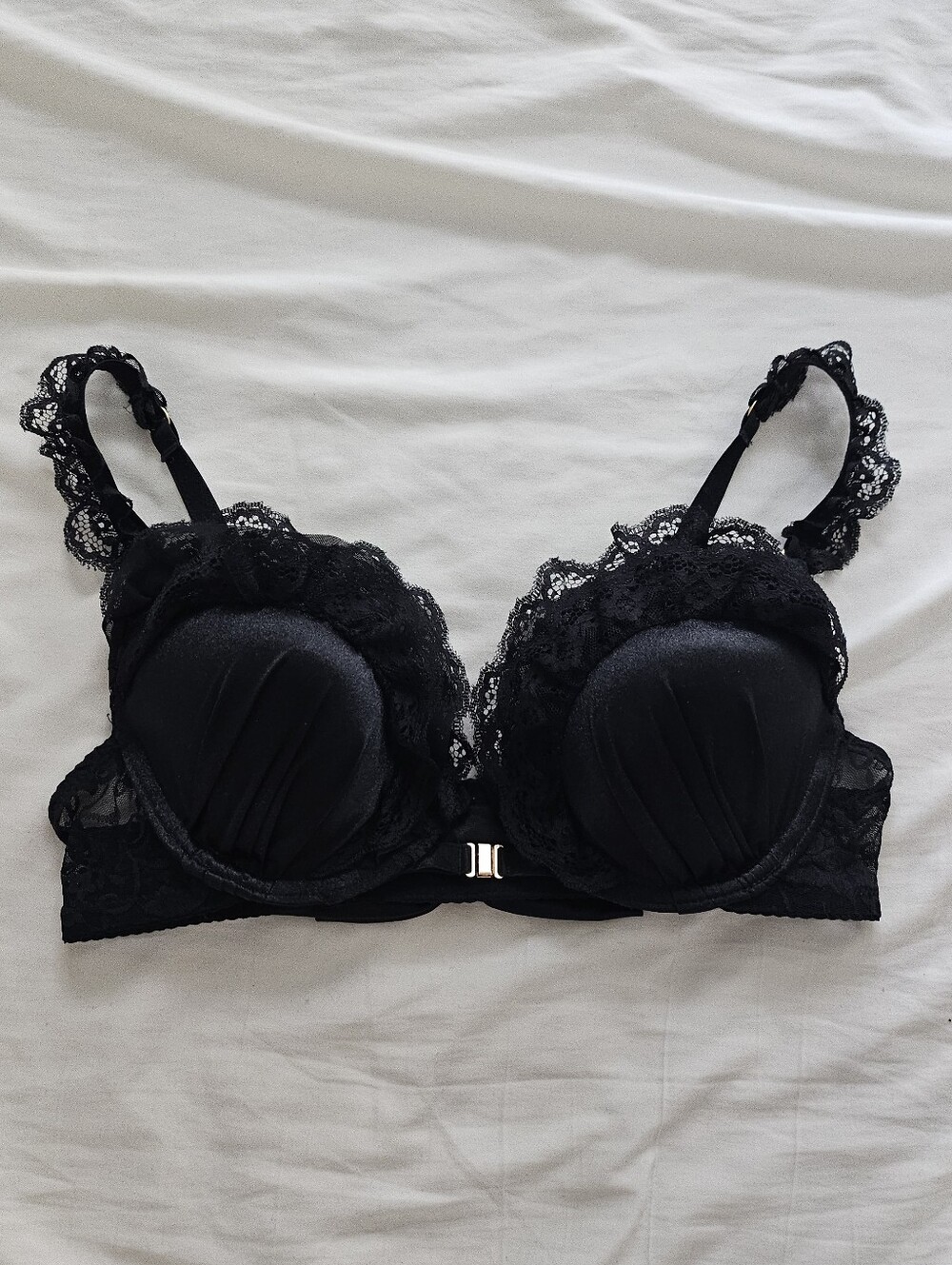 AimerFeel Black Lace Ruffle Front Close Bra With Rhinestone Bow Back